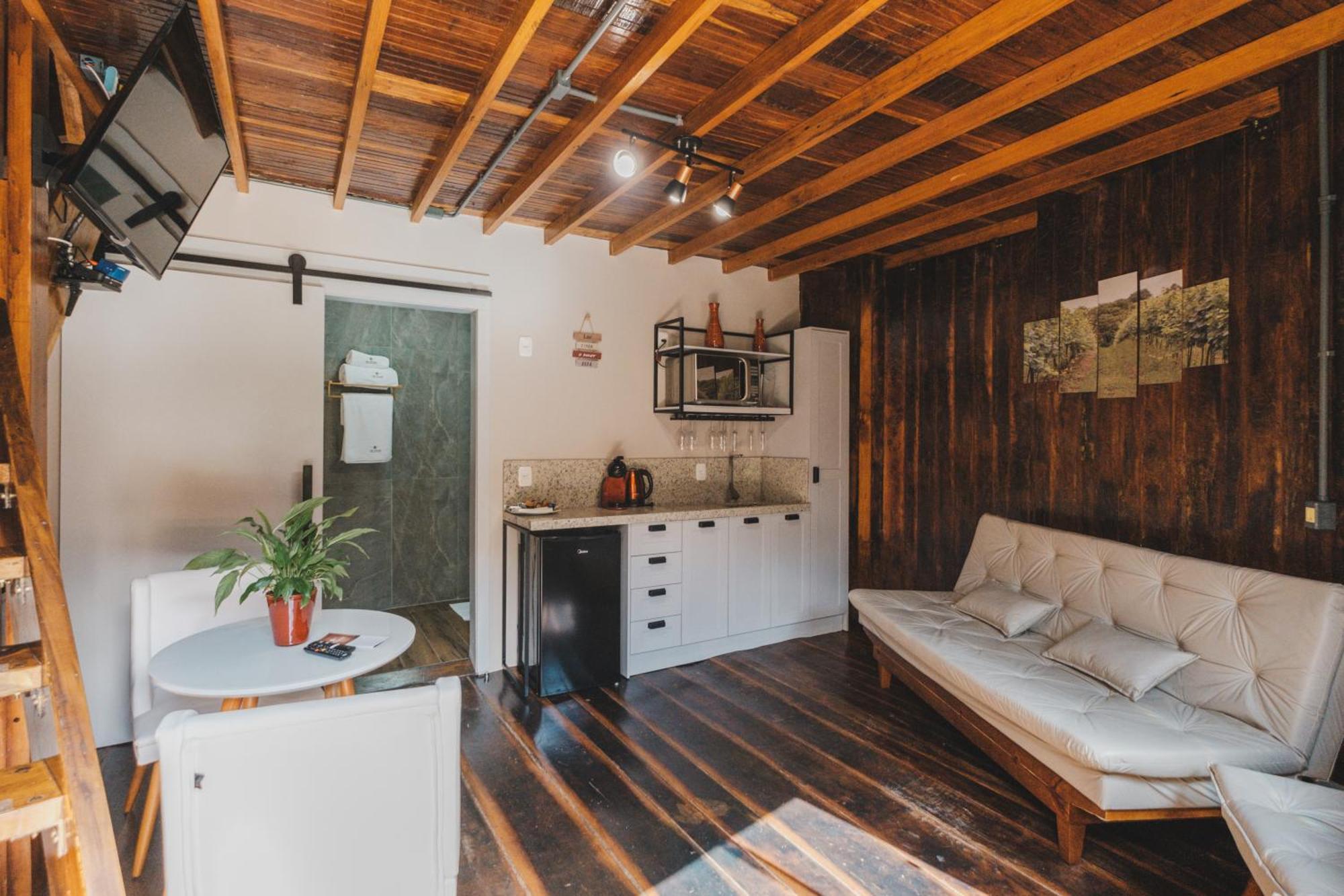 Villa Vinicolla Hospedagem Conceito Бенту-Гонсалвис Экстерьер фото